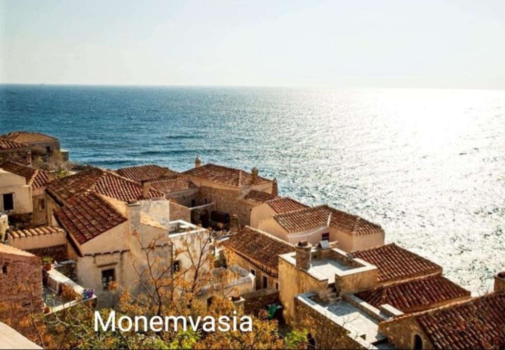 Sun And Sea 1 Apartment Elika Exterior photo
